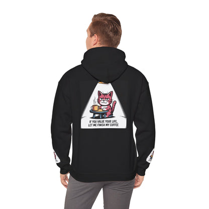 Coffee Cat Hoodie – „Wenn dir dein Leben lieb ist, lass mich meinen Kaffee austrinken“ Grafik-Hoodie