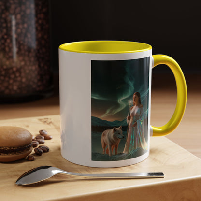 Taza de café Aurora Guardiana — Arte fantástico de mujer con lobo