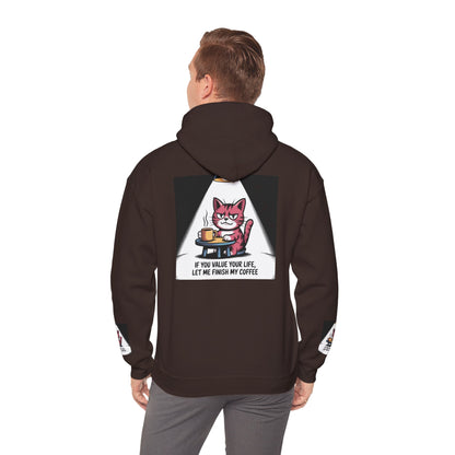 Coffee Cat Hoodie – „Wenn dir dein Leben lieb ist, lass mich meinen Kaffee austrinken“ Grafik-Hoodie