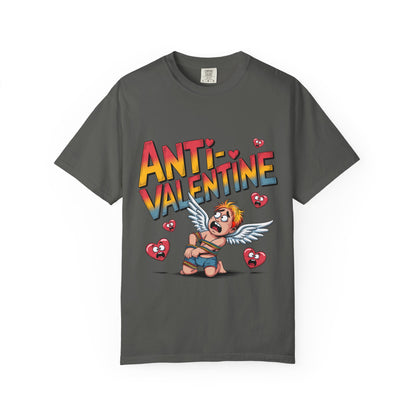 Camiseta anti-San Valentín: Divertida camiseta gráfica con el rechazo de Cupido