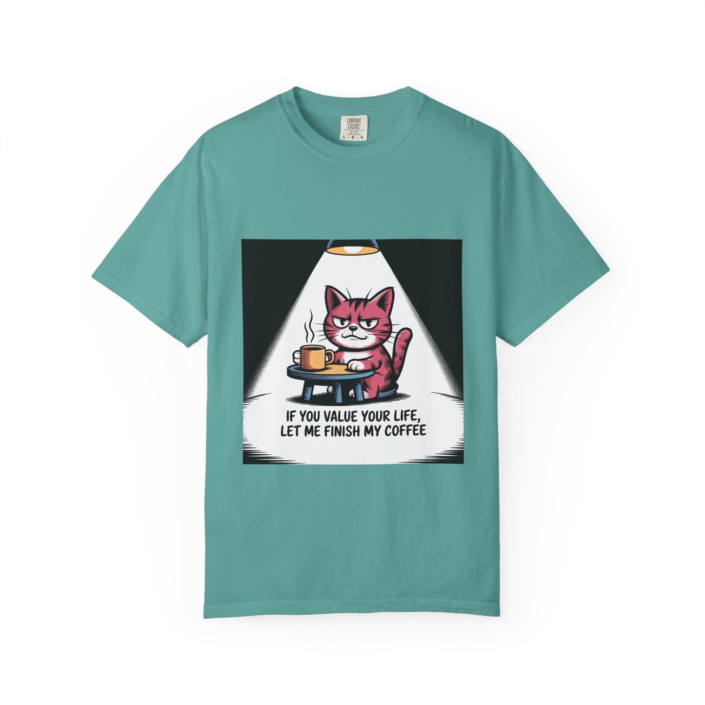 Camiseta divertida de gato y café: "Si valoras tu vida, déjame terminar mi café".