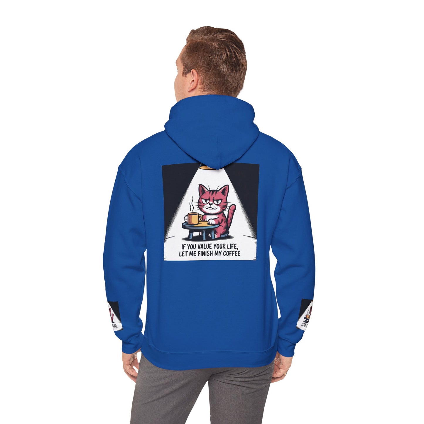 Coffee Cat Hoodie – „Wenn dir dein Leben lieb ist, lass mich meinen Kaffee austrinken“ Grafik-Hoodie