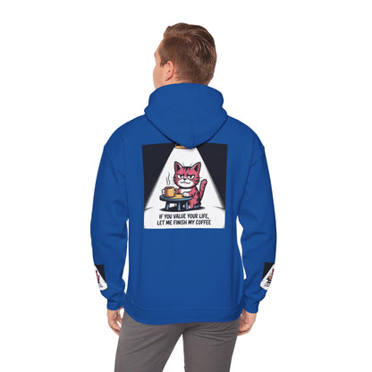 Coffee Cat Hoodie – „Wenn dir dein Leben lieb ist, lass mich meinen Kaffee austrinken“ Grafik-Hoodie