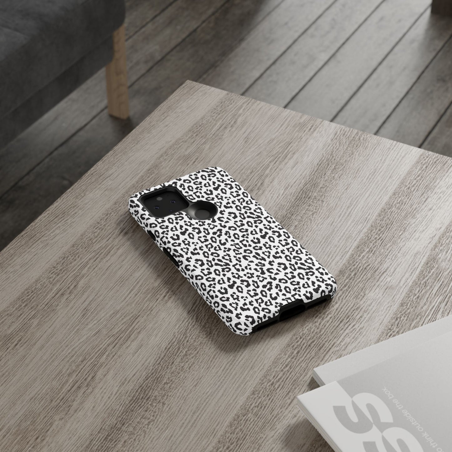 Funda para teléfono con estampado de leopardo de Google: resistente, en blanco y negro