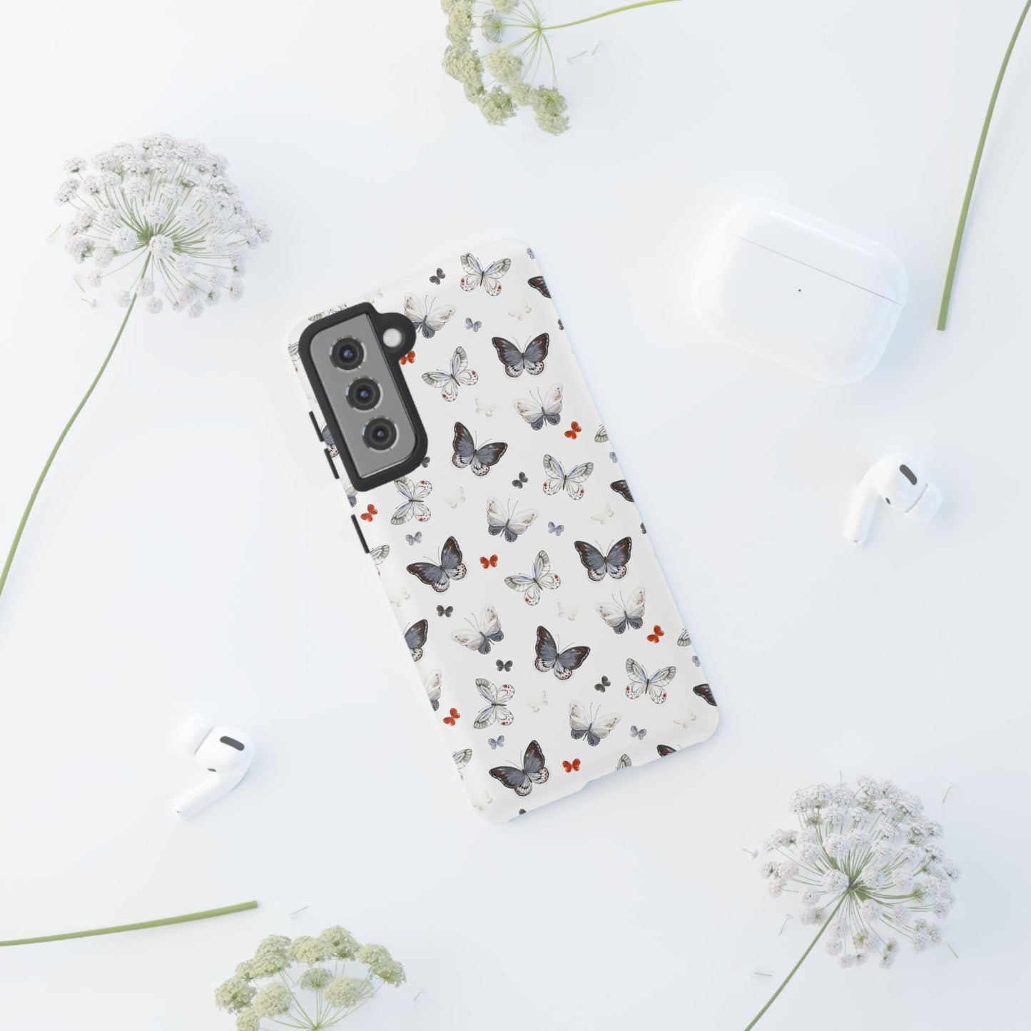 Funda para Samsung con diseño de mariposas: elegante funda protectora monocromática con detalles en rojo