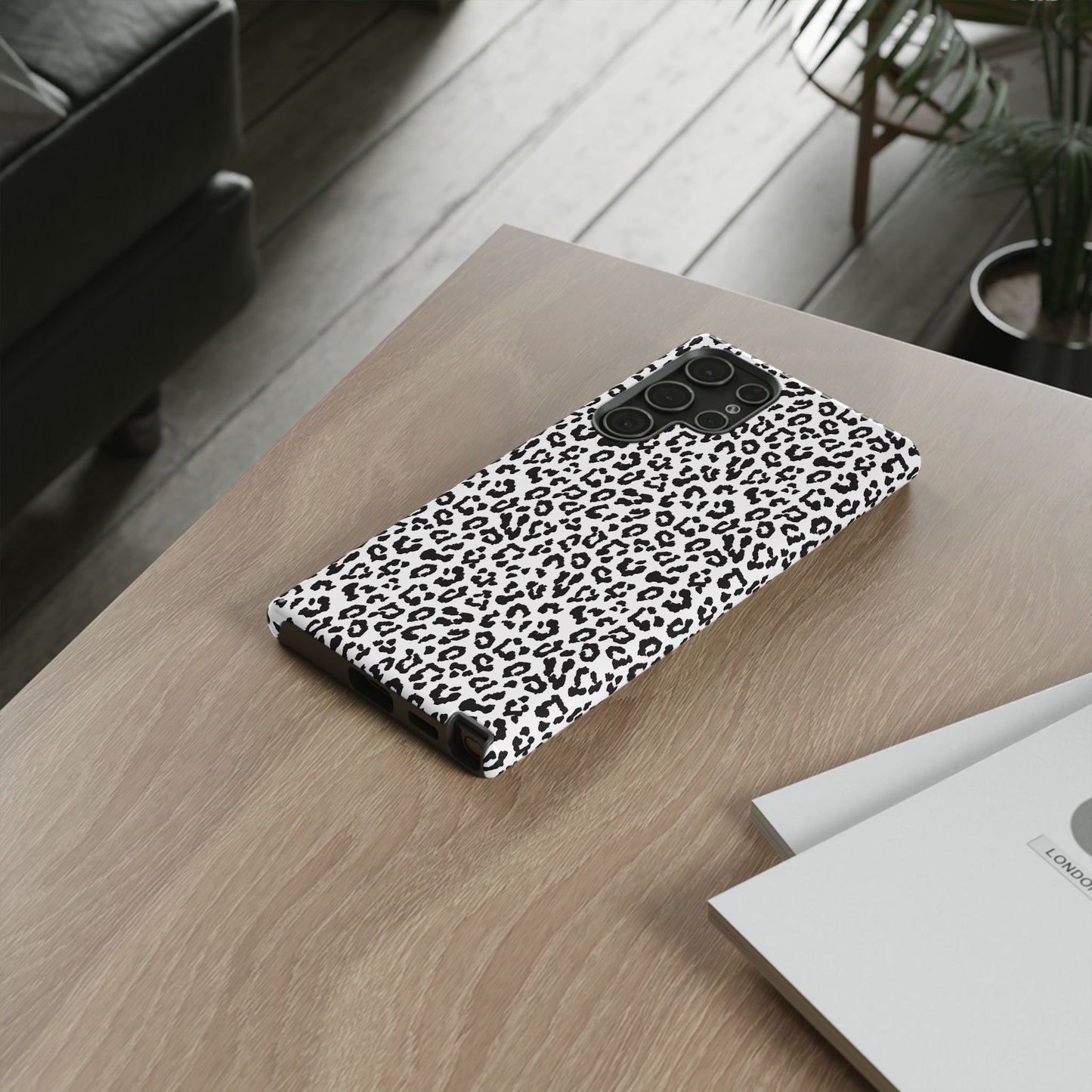 Samsung Leopard Print Tough Phone Case – Black & White Animal Pattern Protective Cover