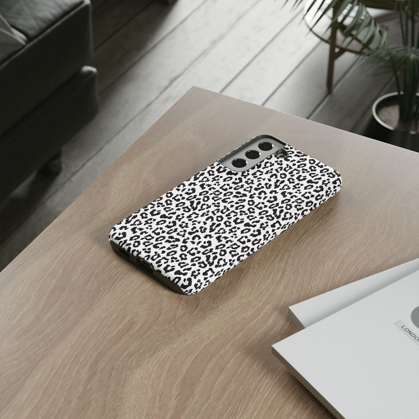 Samsung Leopard Print Tough Phone Case – Black & White Animal Pattern Protective Cover